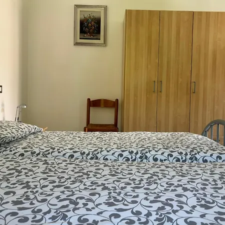 ホテル Garni Marika ガルニャーノ