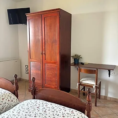 Garni Marika Hotel *